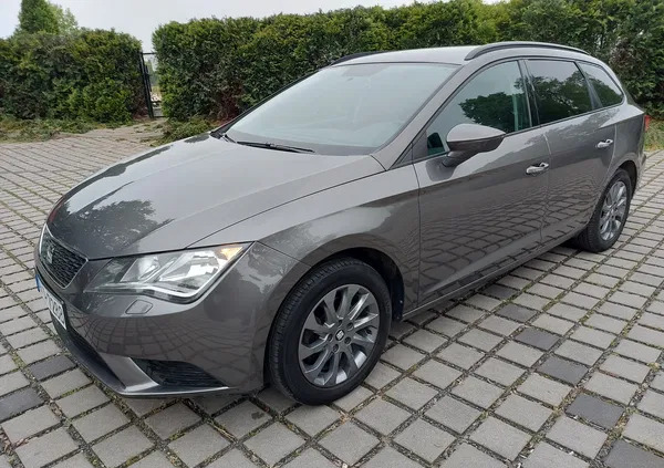 śląskie Seat Leon cena 33999 przebieg: 121000, rok produkcji 2014 z Wrocław